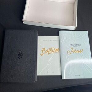 Crossway ESV Holy Bible‎ Black TruTone Leather English Standard Version